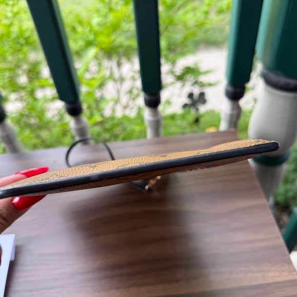 Louis Vuitton neverfull pouch - Picture 6 of 9